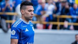 ¡Golpe al corazón! Falcao cae lesionado en victoria de Millonarios